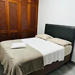 Ape Beira Da Praia. Moderno!